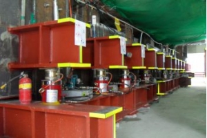 Промисловий гідравлічний домкрат: пристрій і принцип роботи