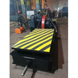 Електричний маневровий пристрій МУ