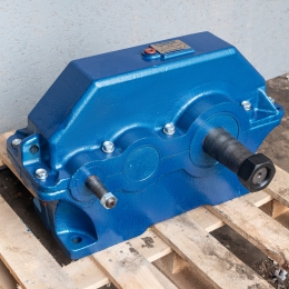 Редуктори циліндричні Ц2У-160 Редуктори циліндричні Ц2У-160