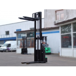 Електричний штабелер  Jialift 1,5 тонни